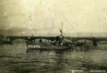 Photograph of submarine chaser SC 272. T. Woofenden Collection.